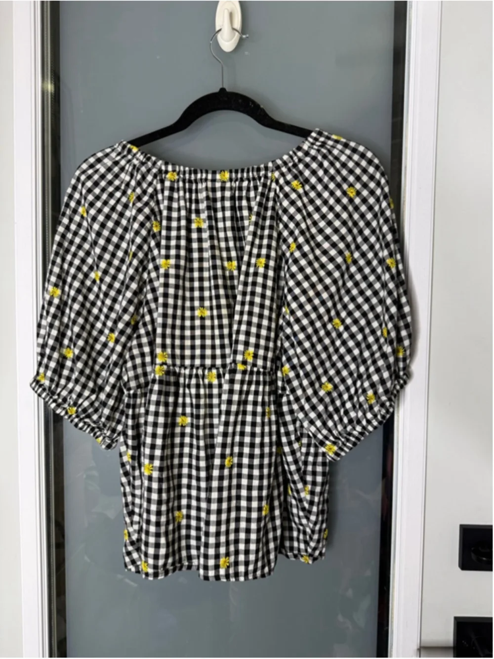 Old Navy Black & White Gingham Daisy Blouse Plus Size XL